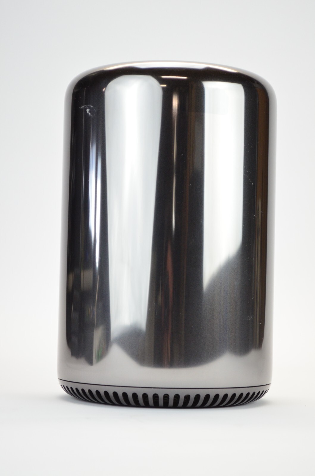 2013 Mac Pro Xeon E5 6-Core 3.5GHz 32GB Ram 512GB SSD FirePro D500 Monterey