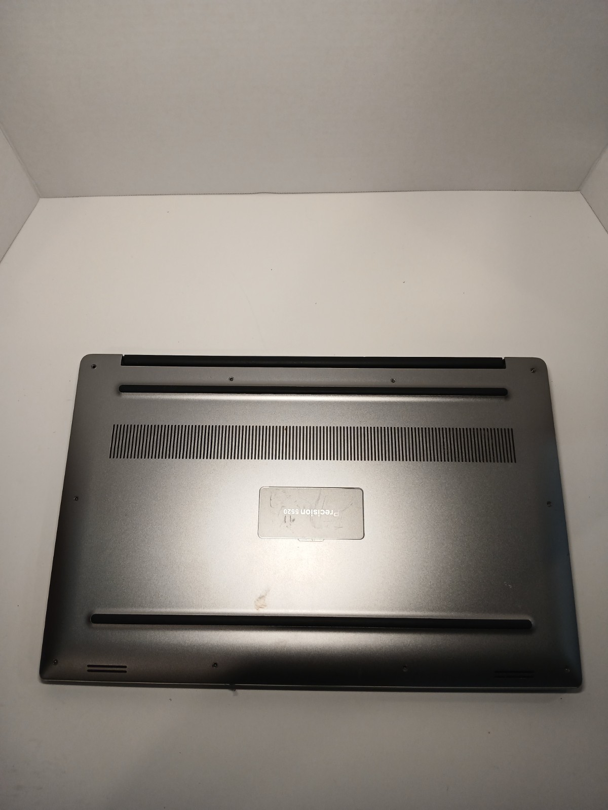 Dell Precision 5520 15.6″ Laptop i7-7820HQ 8GB RAM NO OS/SSD M1200 #97