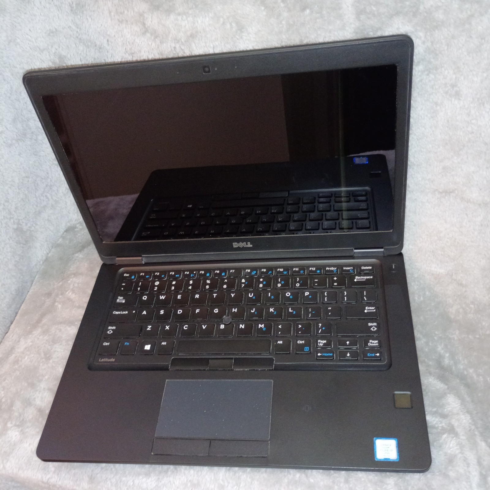 DELL 5480 i7-7820HQ 8GB 256GB TOUCH SCREEN NVIDIA 930MX 2GB ONE BROKEN BUTTON