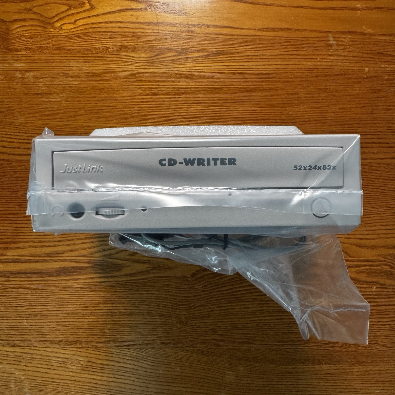 JustLink WRR-52X 52x24x52x Internal IDE CD-R/CD-RW CD Writer Drive