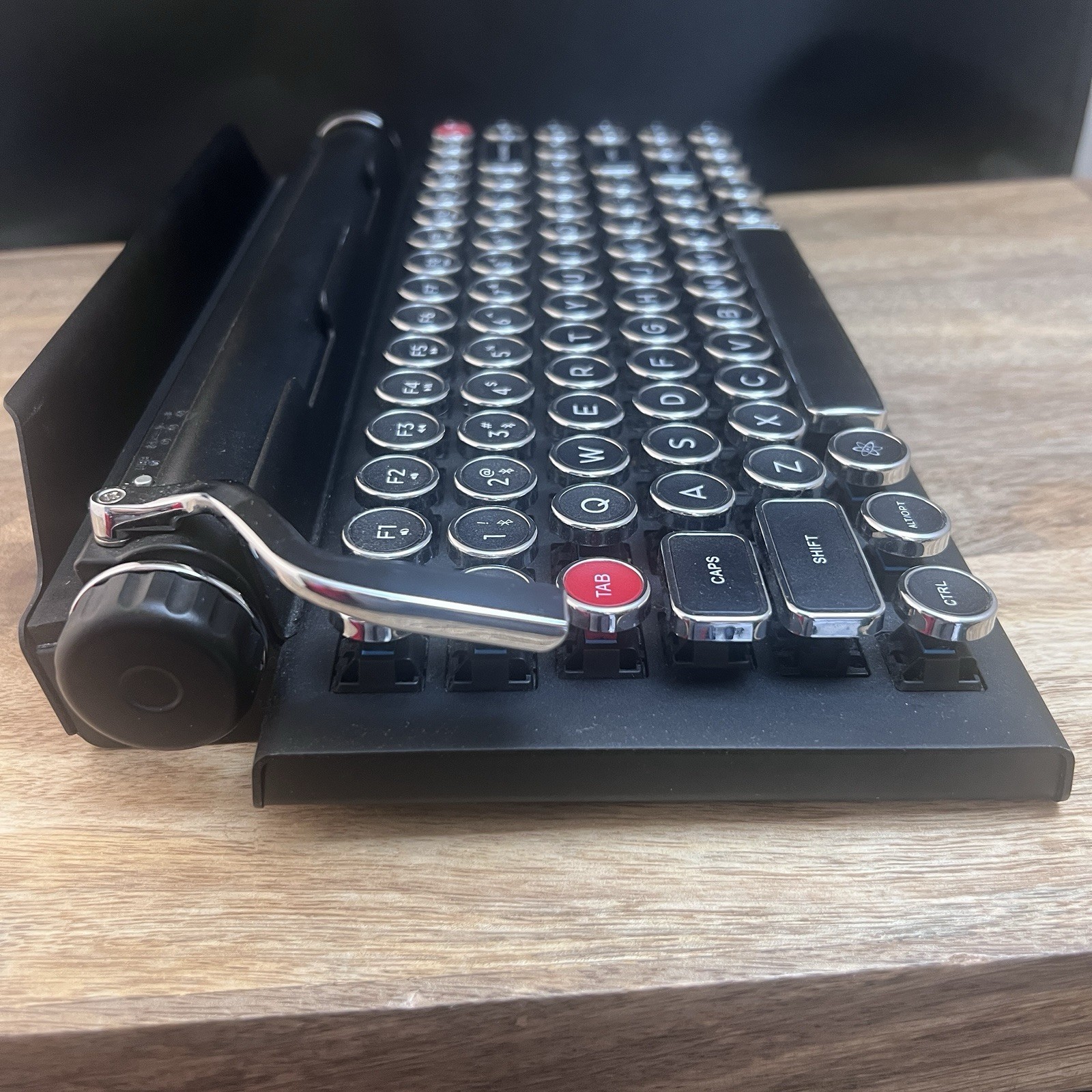 Qwerkywriter S Retro Mechanical Wired & Wireless Keyboard Black