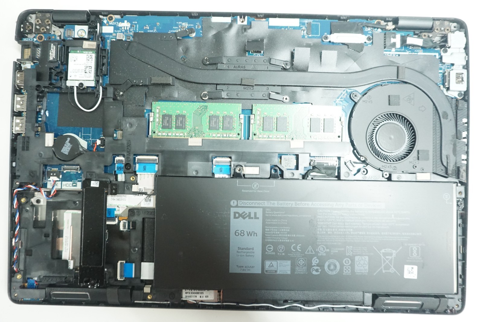 Dell Latitude 5500 Intel i7-8665U @1.90GHz 16GB RAM NO HD/ NO OS