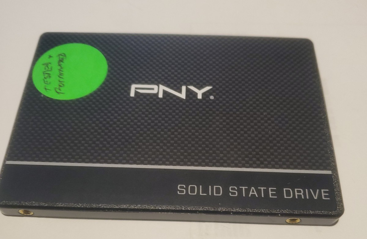 PNY CS900 1-TB 2.5″ SATA III 6Gb/s Internal SSD (SSD7CS900-1TB-RB)
