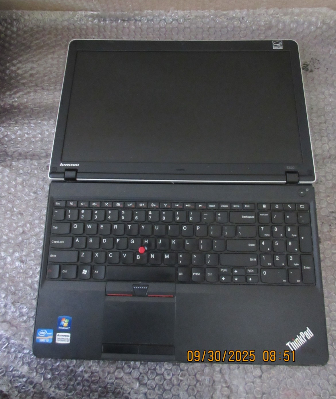 Lenovo Thinkpad E520 15.6″ Laptop Intel i3-2310M 2.3GHz 8GB RAM NO HDD/OS *READ*