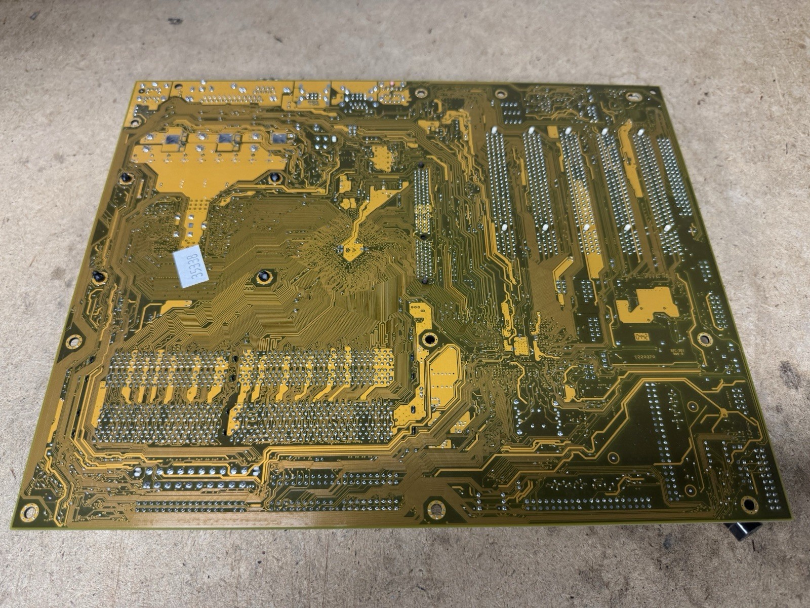 Asus P4P800 SE Mobo + Intel Pentium 4 3Ghz CPU + 4GB DDR1 RAM + HD9600 128MB GPU