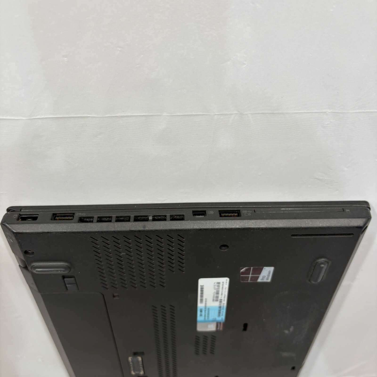 Lenovo ThinkPad T450 14in Laptop, Core i5-5300U 2.3GHz, 8GB Ram, 250GB Win 10
