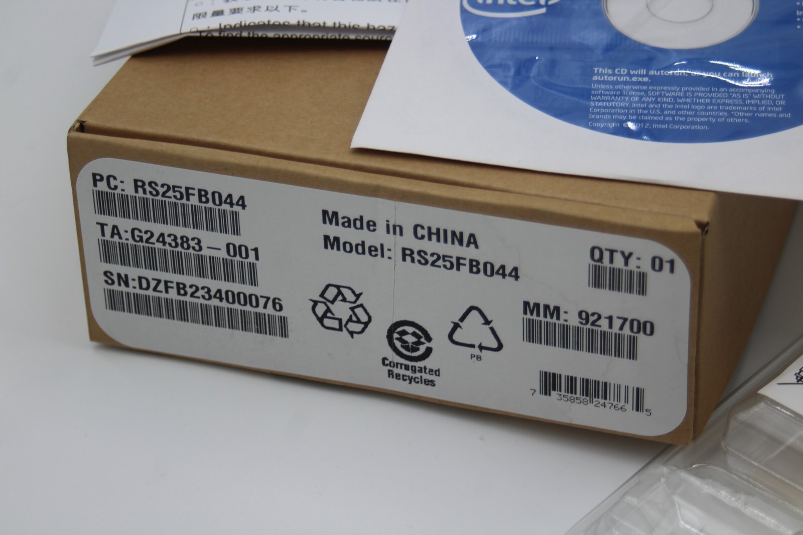 Intel RS25FB044 RAID Controller SAS/SATALow-Profile MD2 Serial ATA/600 PCIe HSA