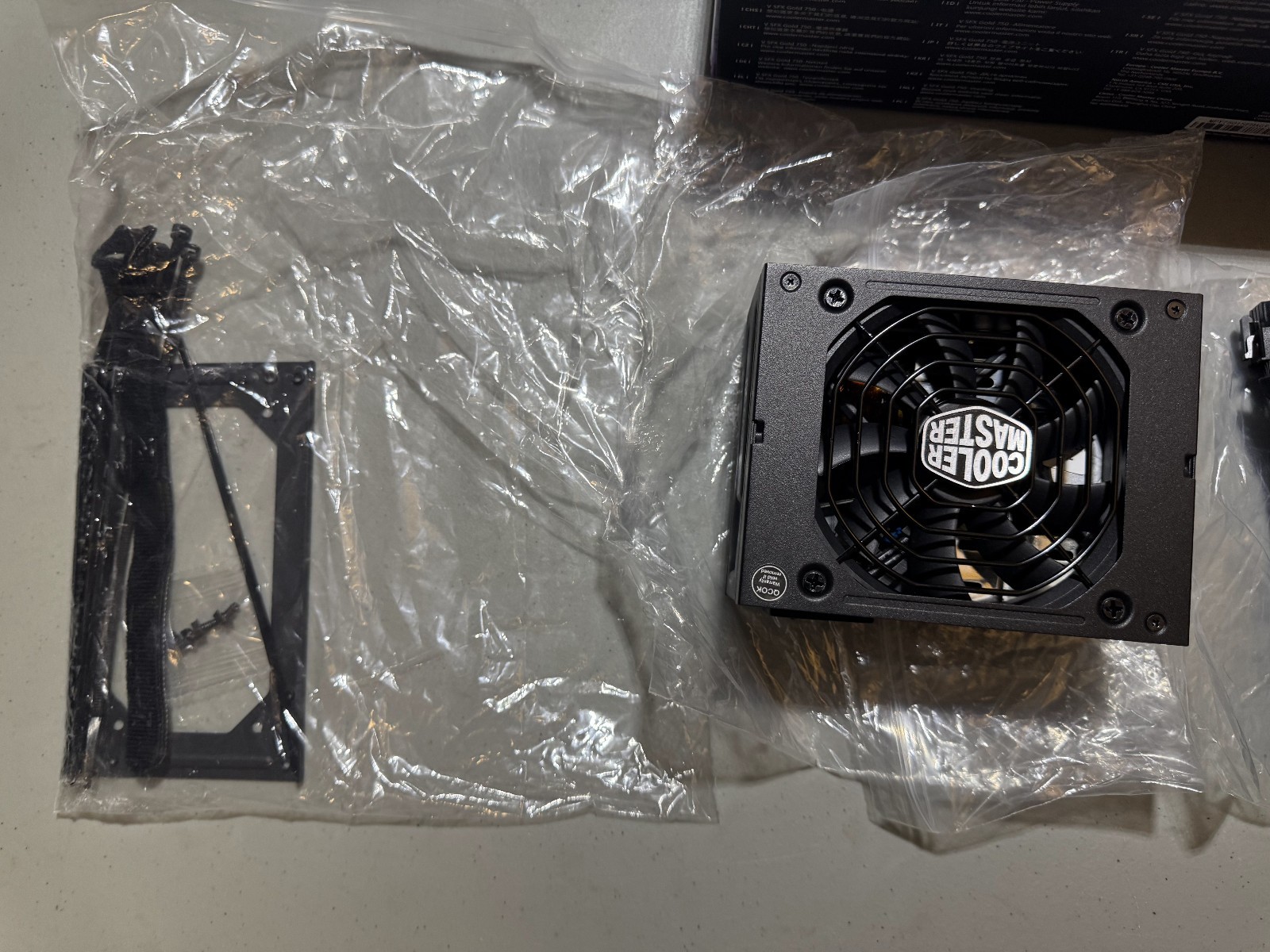 Cooler Master V SFX Gold 750W Modular PSU Black S/N MPY7501SFHAGV3U11252400177