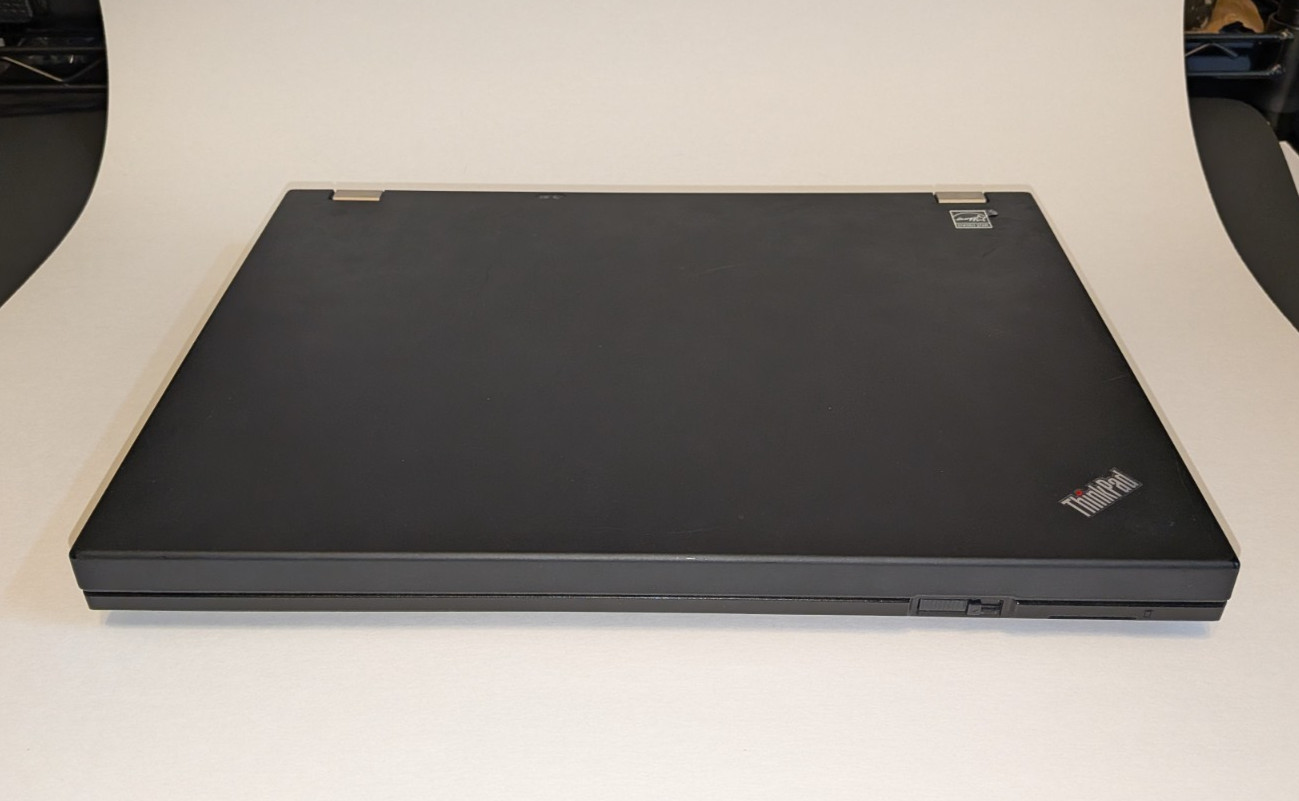 Lenovo Thinkpad T410 Laptop i5-M520 2.5gb ram 500gb HD TESTED NEEDS BATTERY