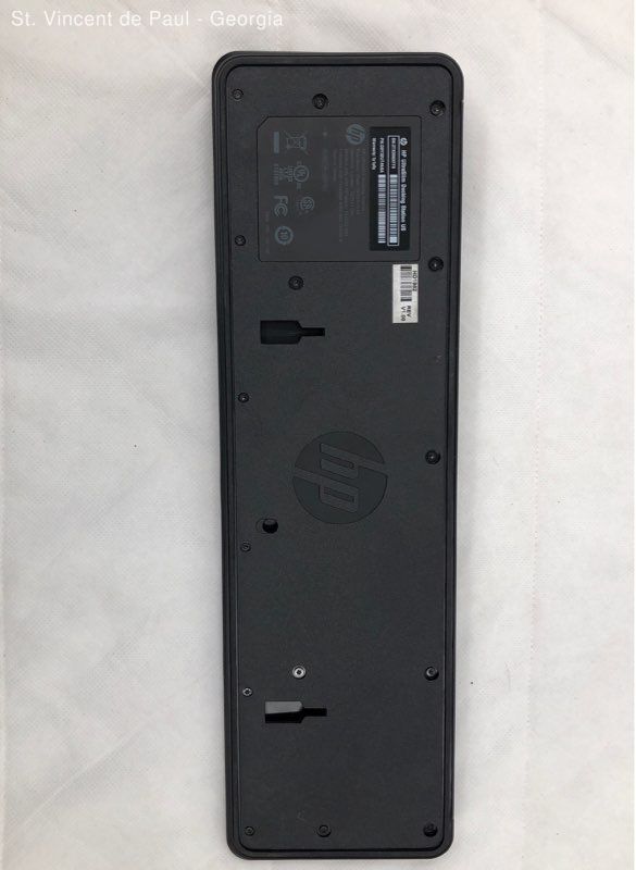HP 2013 Ultra Slim Docking Station, D9Y32AA#ABA USED Great Condition W/ Cables