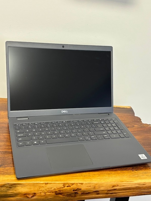 Dell Latitude 3510 15.6″intel core i5-10210U 1.60GHz 8GB RAM 256GB SSD Win11 Pro
