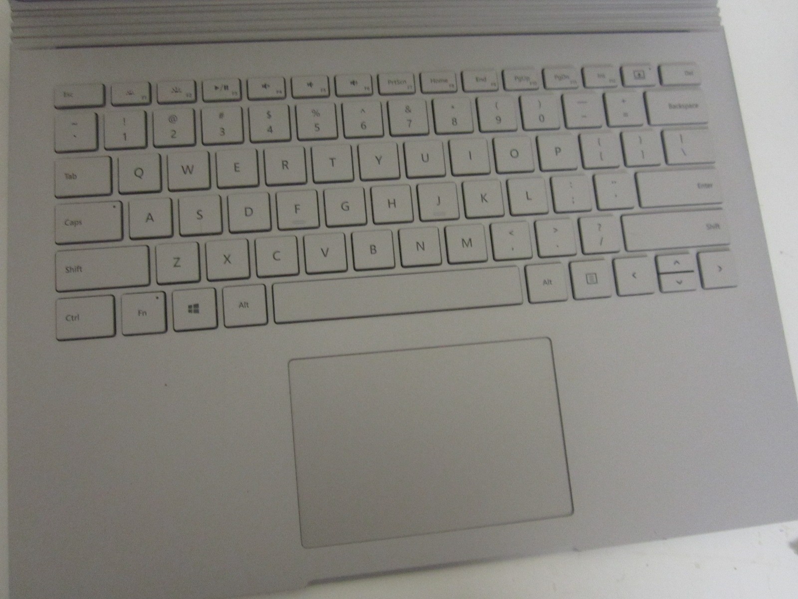 Microsoft Surface Book Gen 1 (FOR PARTS, READ DESC)