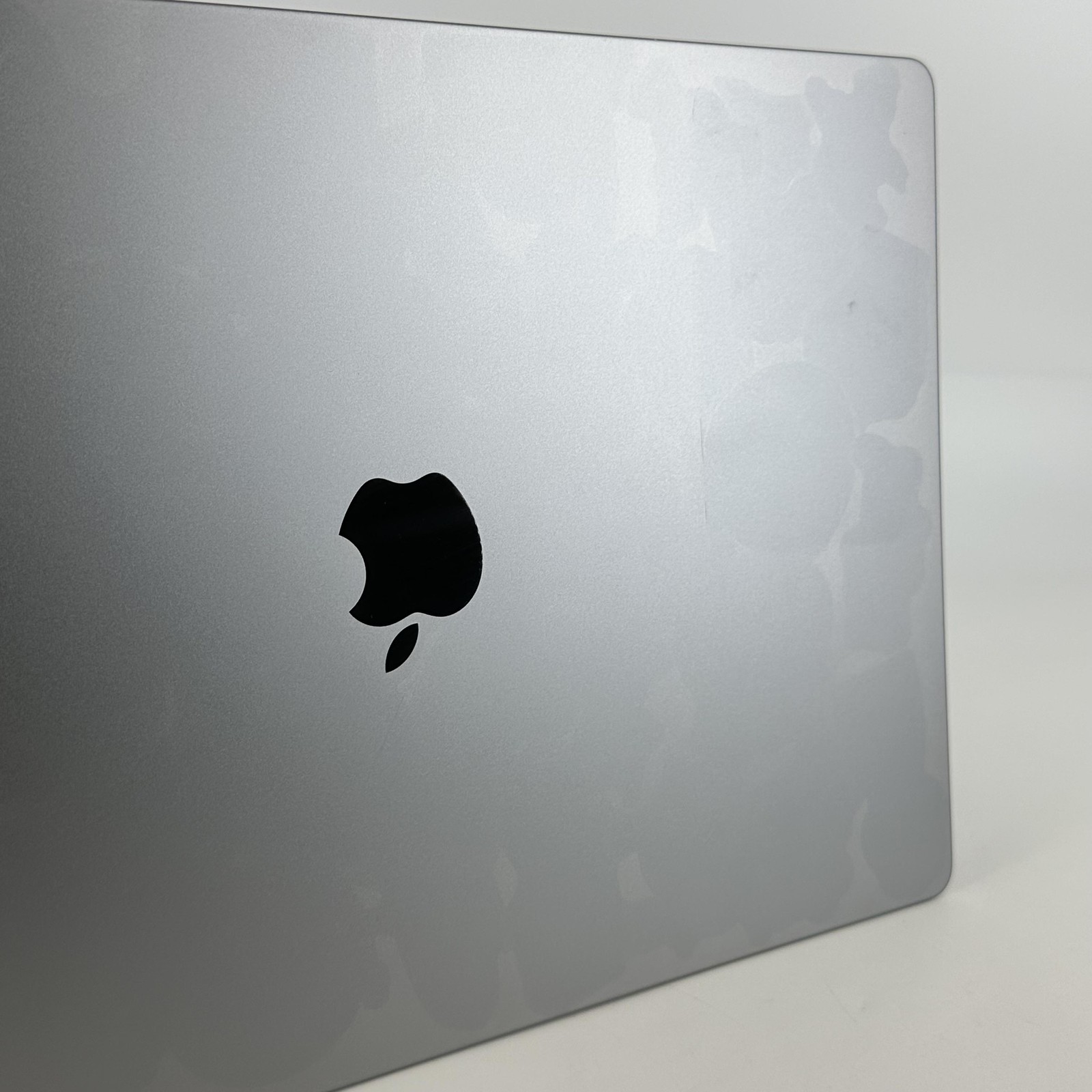 MacBook Pro 16 Space Gray 2021 3.2 GHz M1 Max 10-Core CPU 32-Core GPU 64GB 1TB