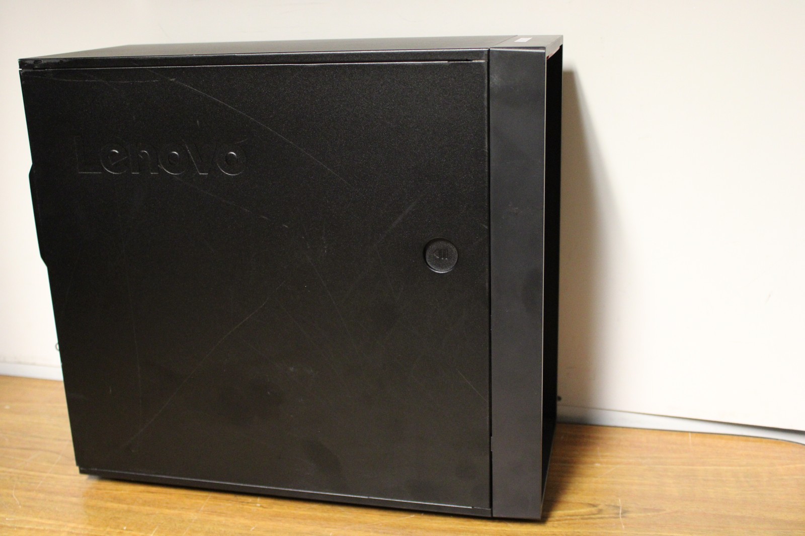 Lenovo ThinkStation P520c W-2245 8-Core 4.70Ghz 8Gb 256Gb Nvme P600 Win 11 HQ