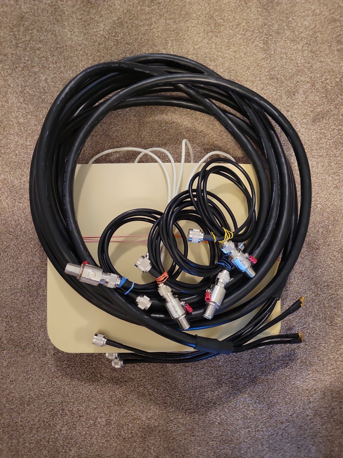 Waveform 4×4 MIMO Outdoor 5G Panel Antenna w/30′ cables