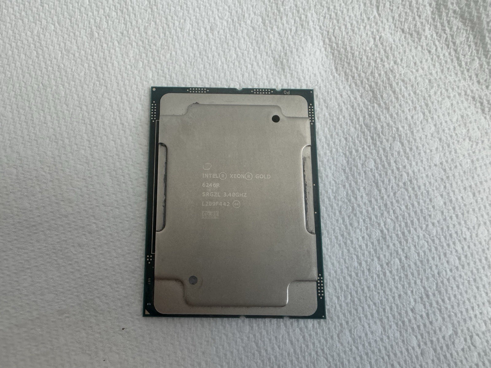 Intel Xeon Gold 6246R 3.4GHz 16-Core 35.75MB LGA3647 Processor SRGZL