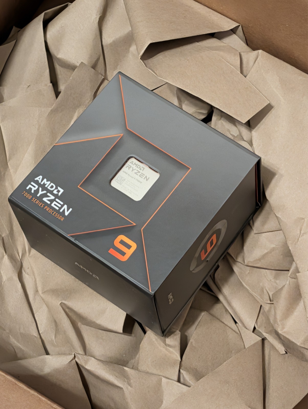 AMD Ryzen 9 7950X 16-Core 32-Thread Unlocked AM5 Desktop Processor – New/Sealed