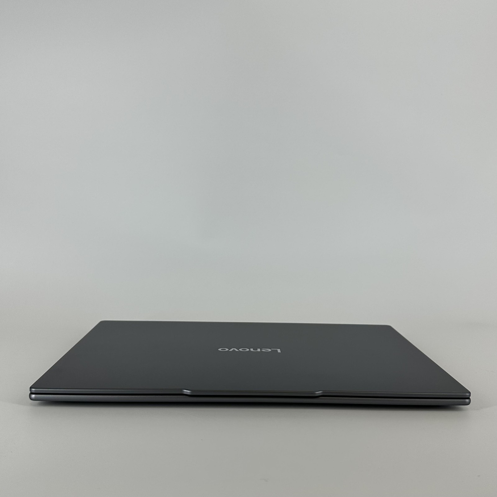 Lenovo Yoga Slim 7i 15.3 QHD+ TOUCH 2.2 GHz Ultra 7 256V 16GB 1TB SSD Very Good