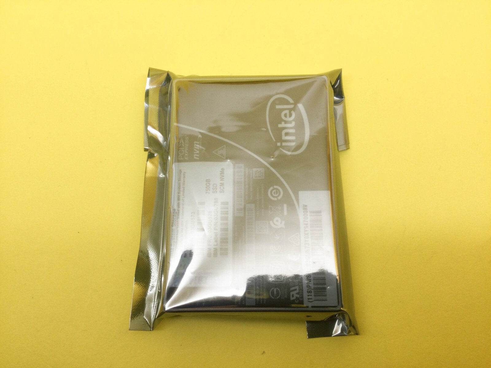 IBM Intel Optane D4800X Series 750GB PCIe NVMe 2.5in U.2 SSD SSDPD21K750GAI