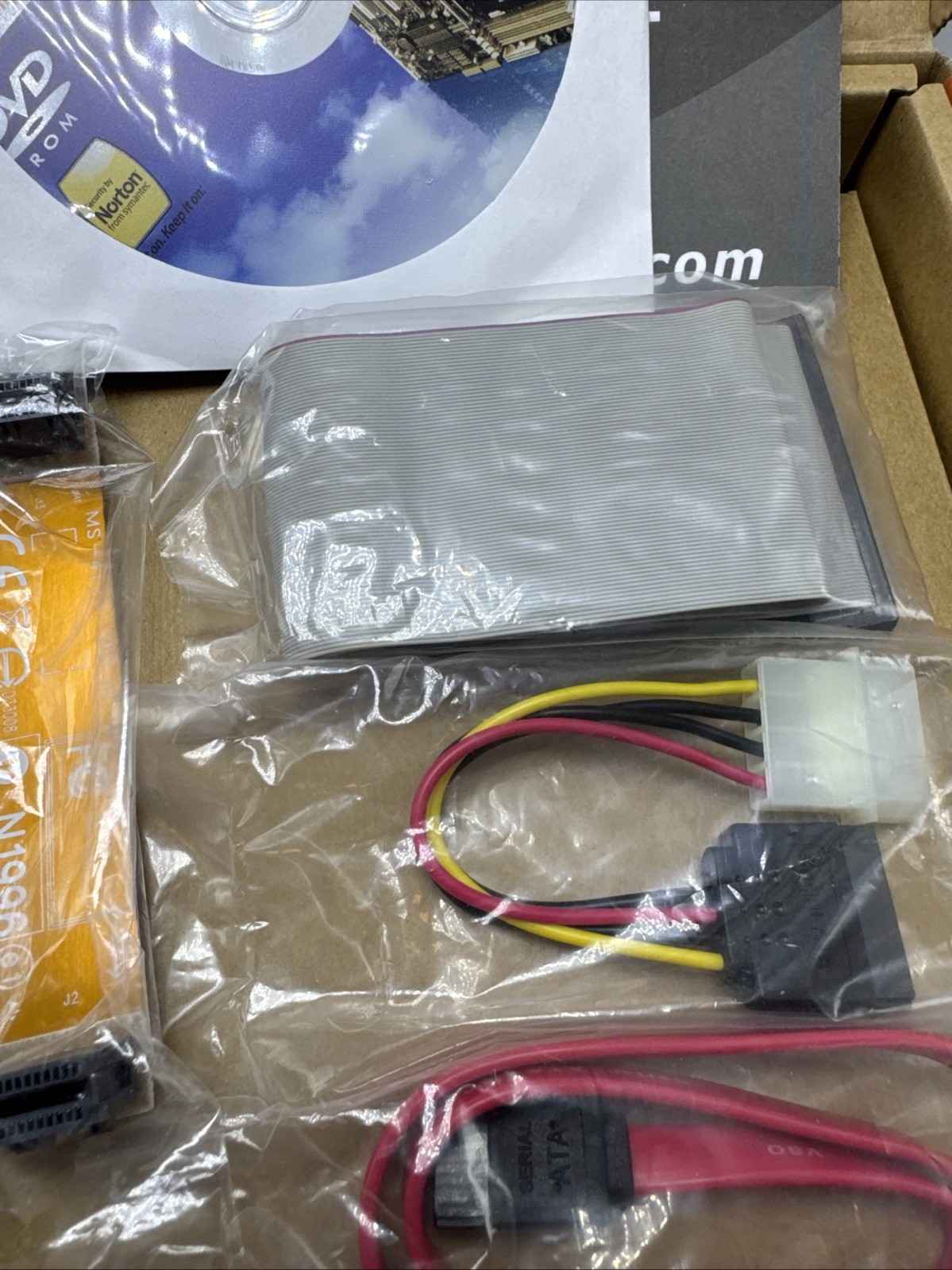 MSI NF750-G55 Mainboard HDMI Windows 7 New In Box