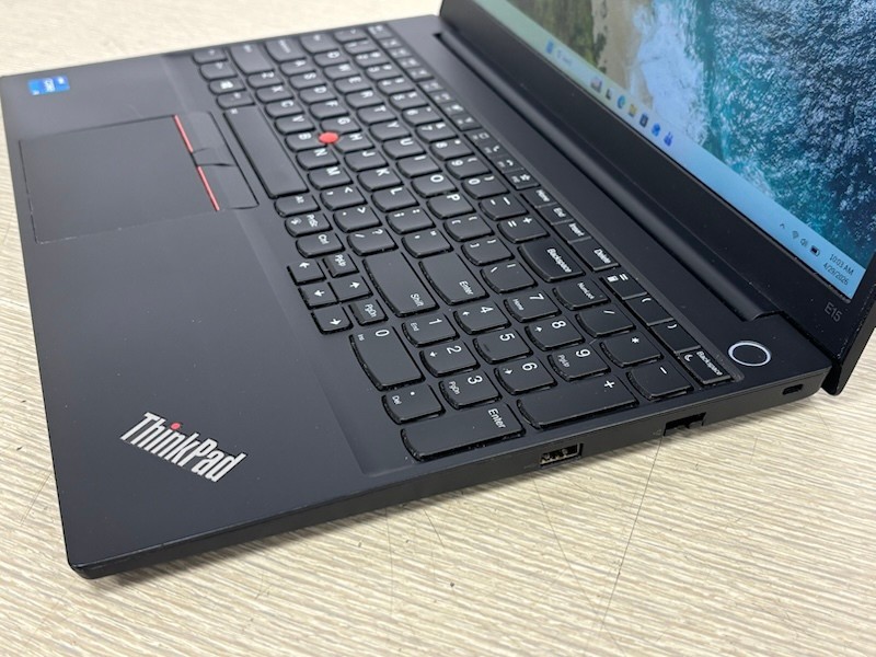 Lenovo ThinkPad E15 Gen 2 15.6″ FHD 11th Gen i5-1135G7 16GB 1TB Win11 Pro Laptop