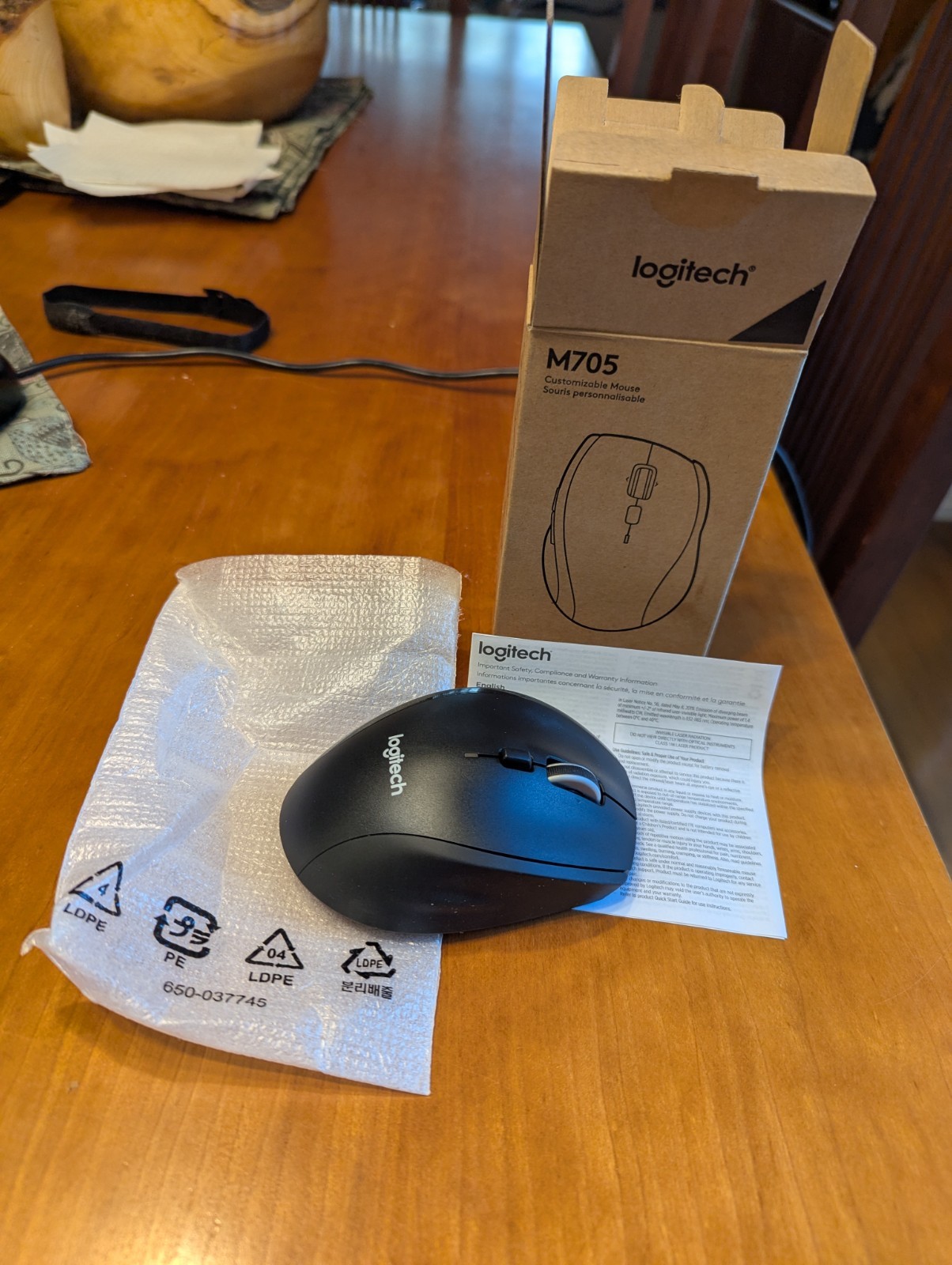 Logitech M705 Marathon Wireless Laser Mouse & USB Unifying Receiver 910-001949