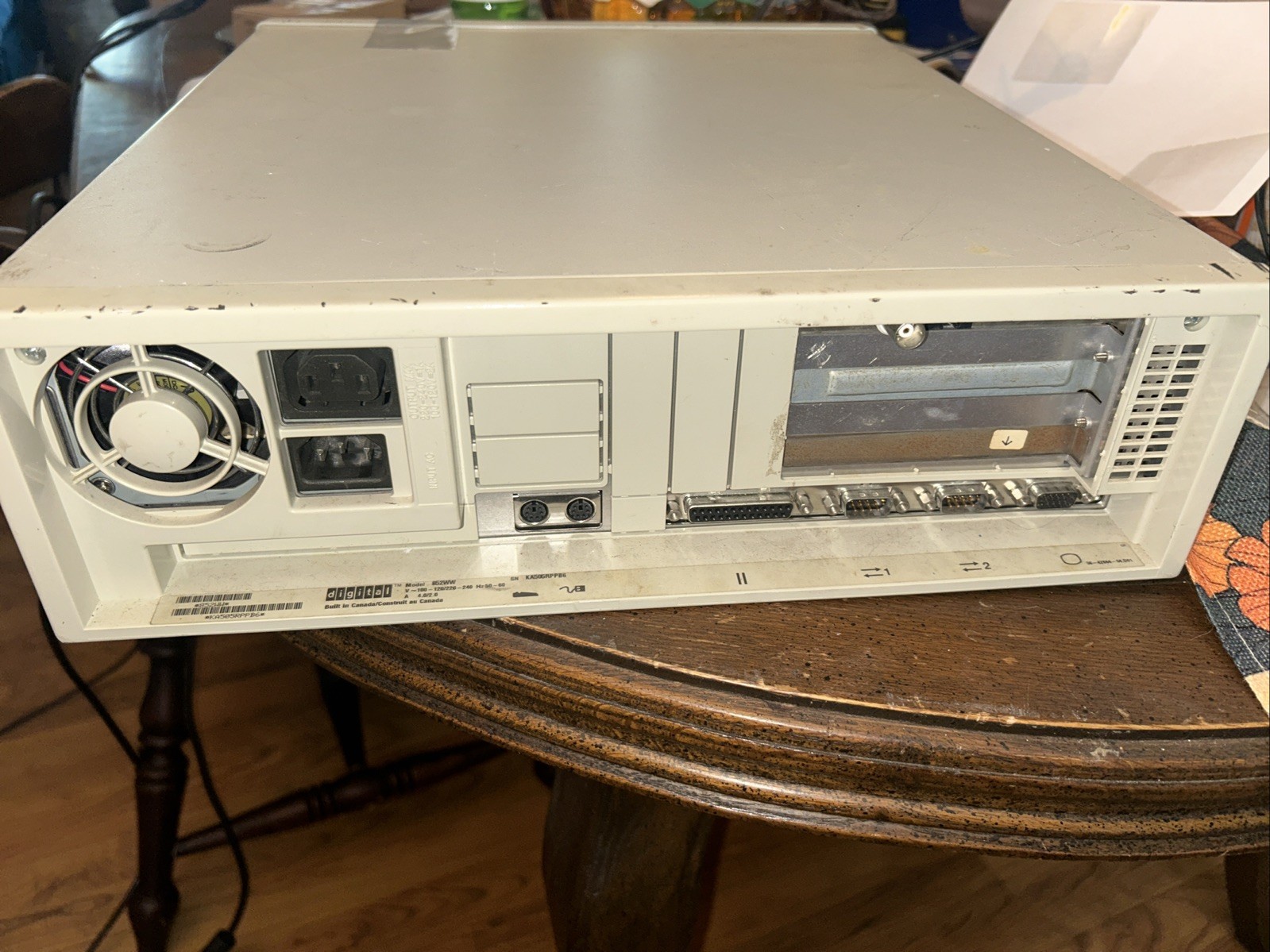 Digital Venturis 450 Computer DEC Powers On & Boots