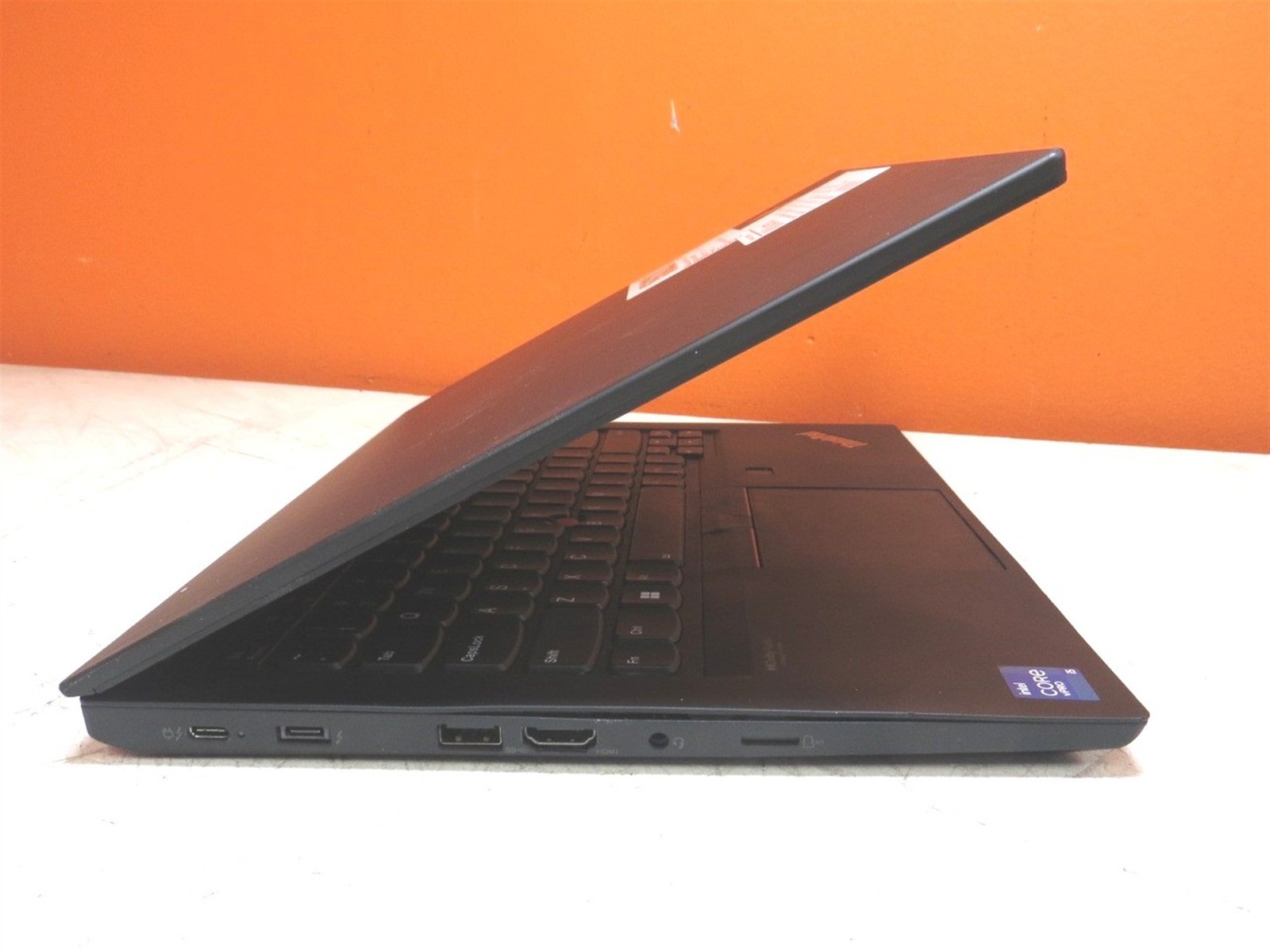 Scratched LCD Lenovo ThinkPad T14 Gen 2 Intel i5-1145G7 2.6GHz 16GB 512GB SSD