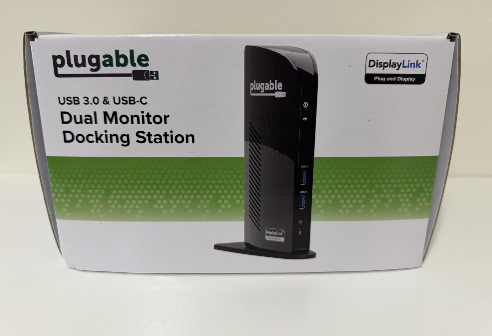 Plugable UD-3900 USB 3.0 Universal Docking Station for Windows