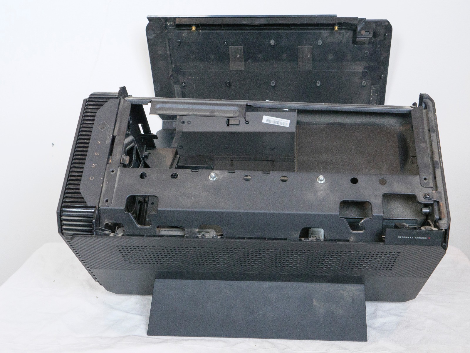 HP OMEN Accelerator GA1-1000 eGPU GPU Thunderbolt Enclosure – Dusty – Untested