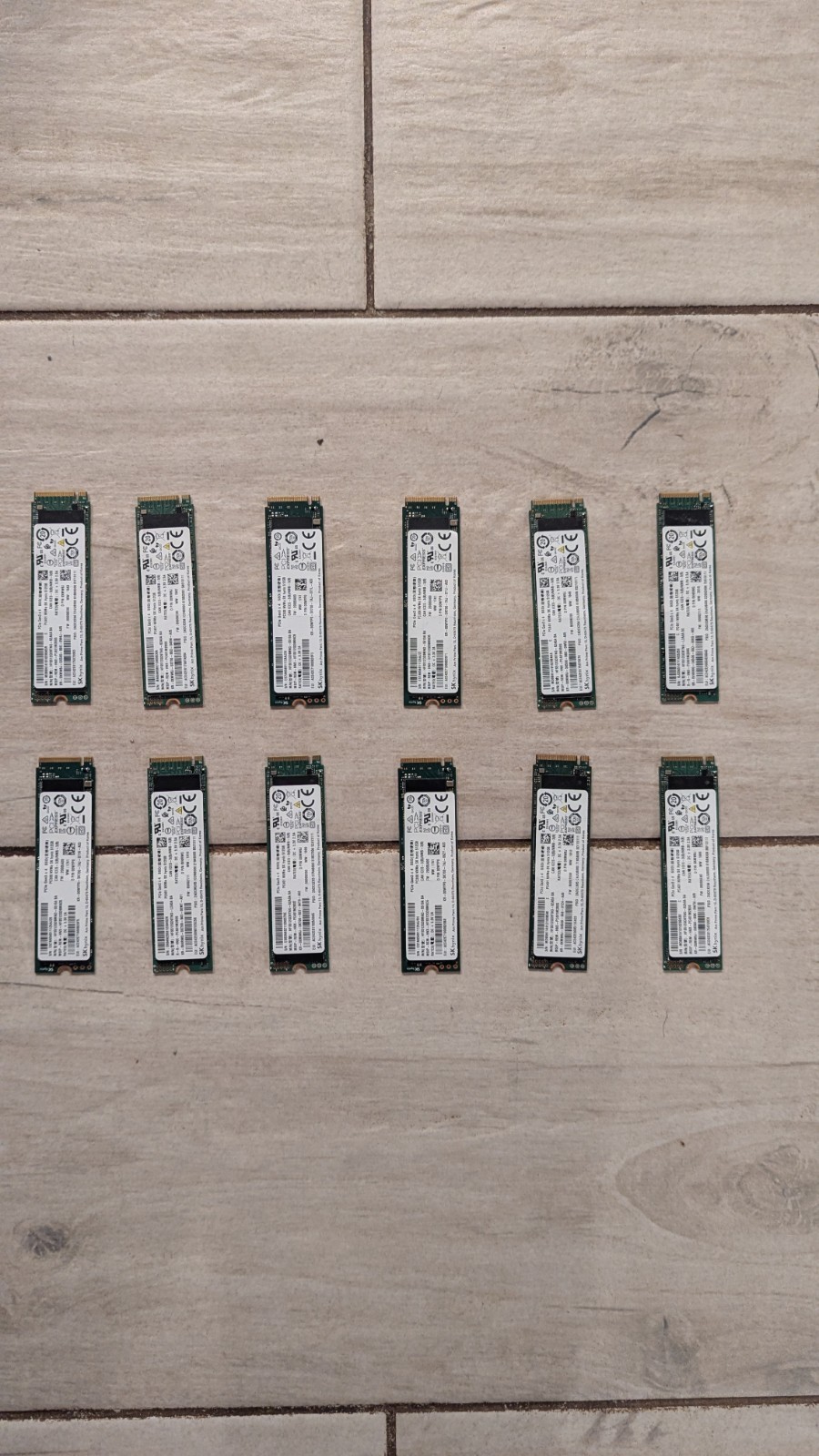 PCIe Gen3x4 SKhynix NVME 512GB Windows 11 ToGo M.2 Internal SSD