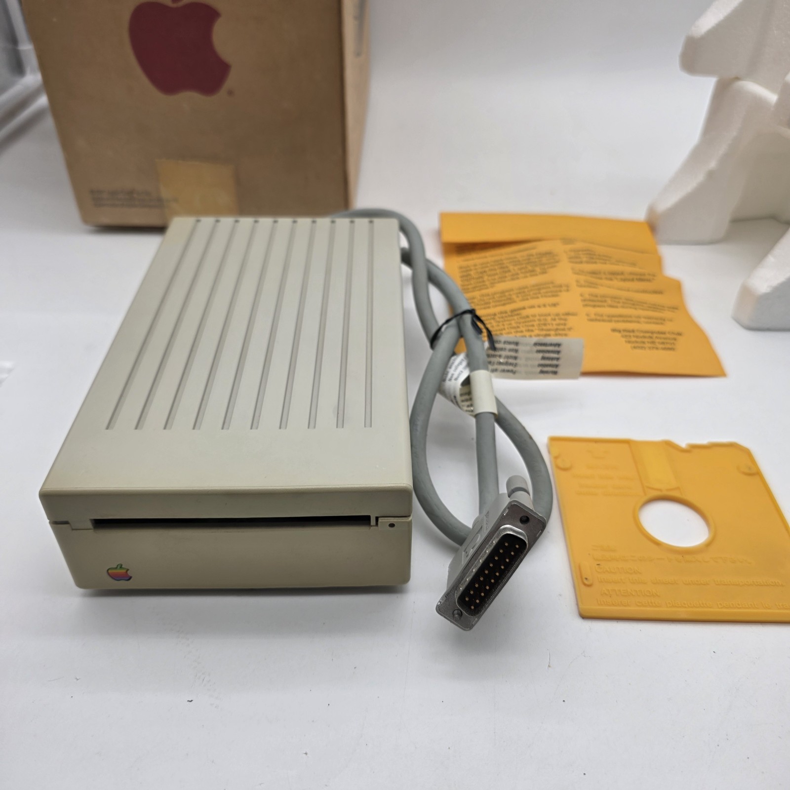 Apple 3.5 Drive External 3½” Floppy Drive A9M0106 DB-19 Beige for Mac Parts