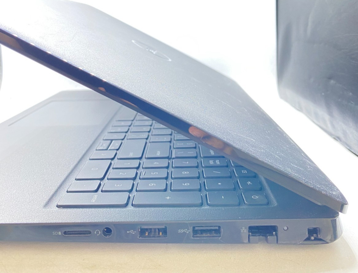 Dell Latitude 3520 15.6″ Laptop Intel Core i5-1135G7 2.40GHz 16GB RAM 256GB SSD