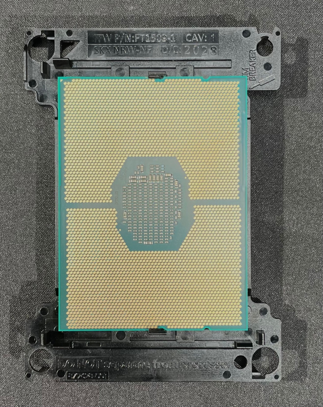 Intel SRGZJ Xeon Gold 6242R 20-Core 3.10GHz 35.75MB 205W CPU Processor