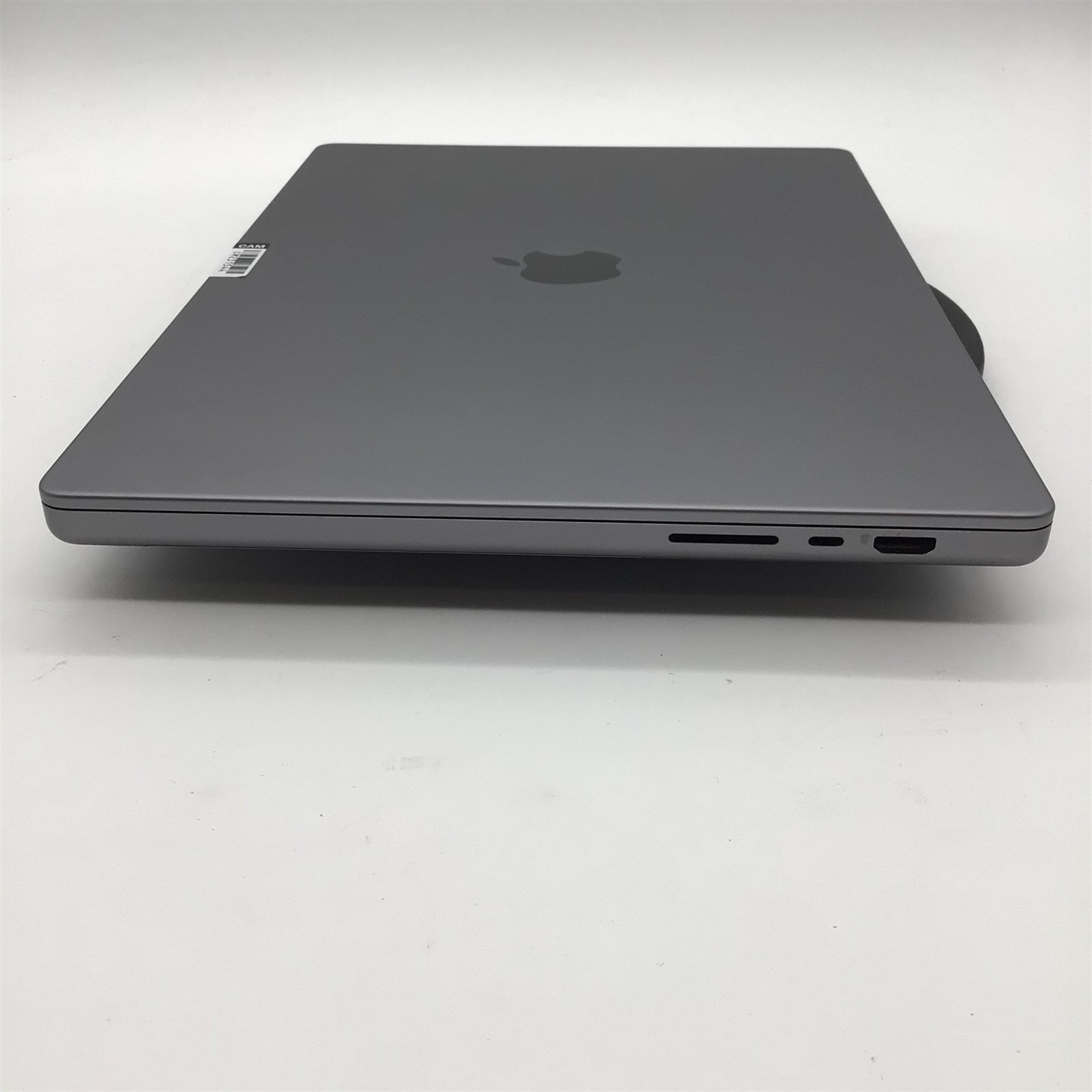 Apple A2780 MacBook Pro 16″ Apple M2 Pro/32GB RAM/512GB SSD – MacOS Tahoe