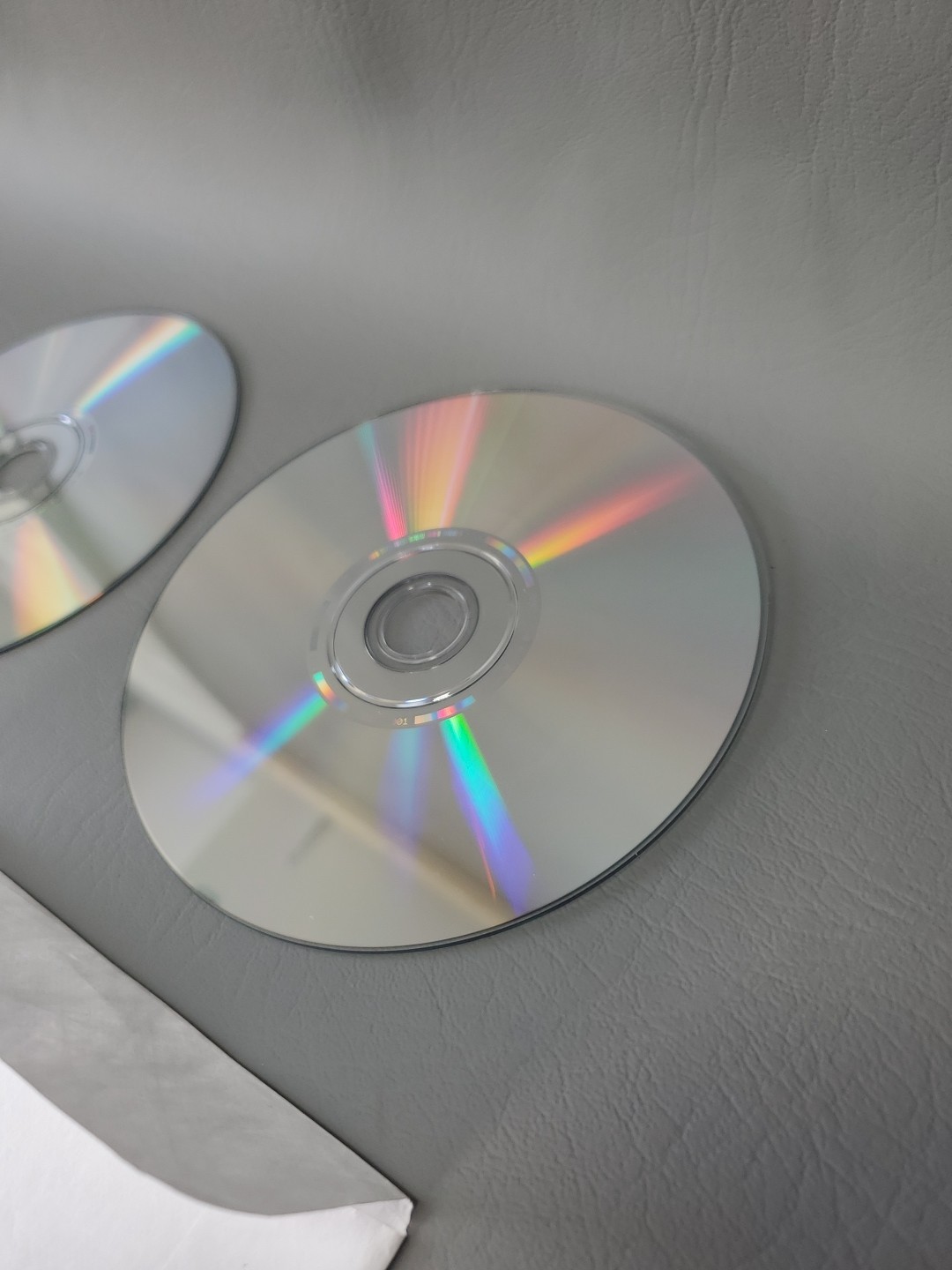 HP Microsoft Windows 7 Home Premium Upgrade Media & HP Upgrade Manager DVD (2)