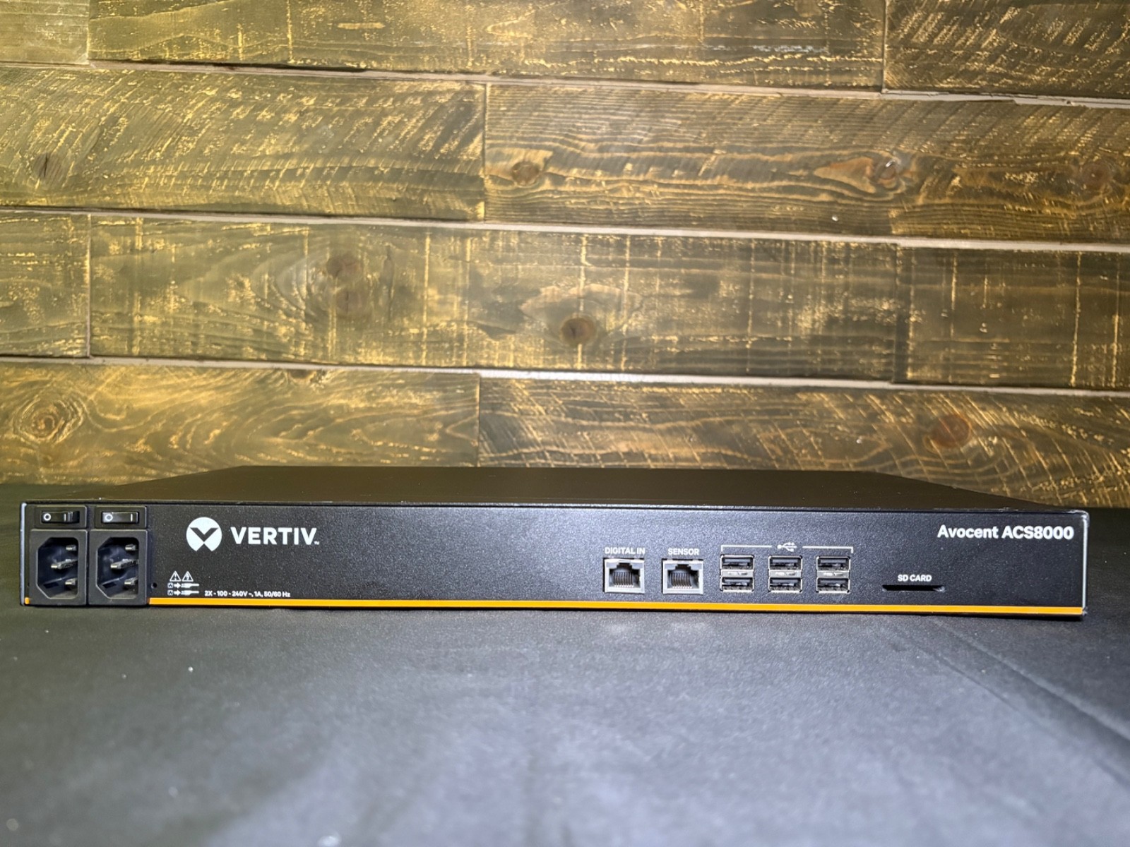 Vertiv Avocent ACS8000 16-Port Serial Advanced Console Server