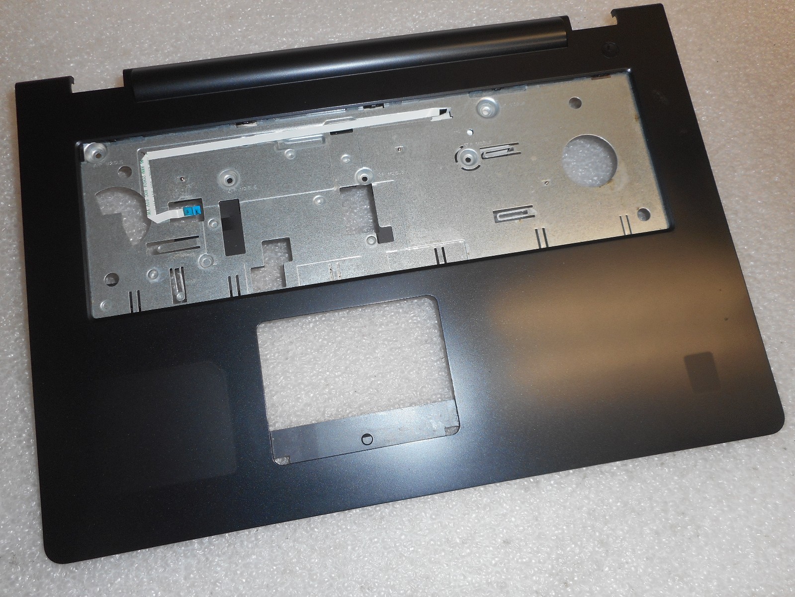 VHY2G GENUINE Dell Inspiron 17 5748 5749 Palmrest *LAN13* 0VHY2G