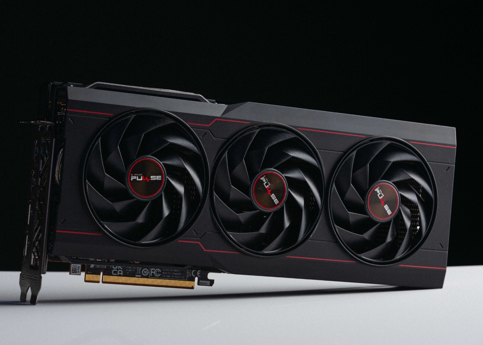 SAPPHIRE PULSE AMD Radeon RX 7900 XTX 24GB GDDR6 Graphics Card