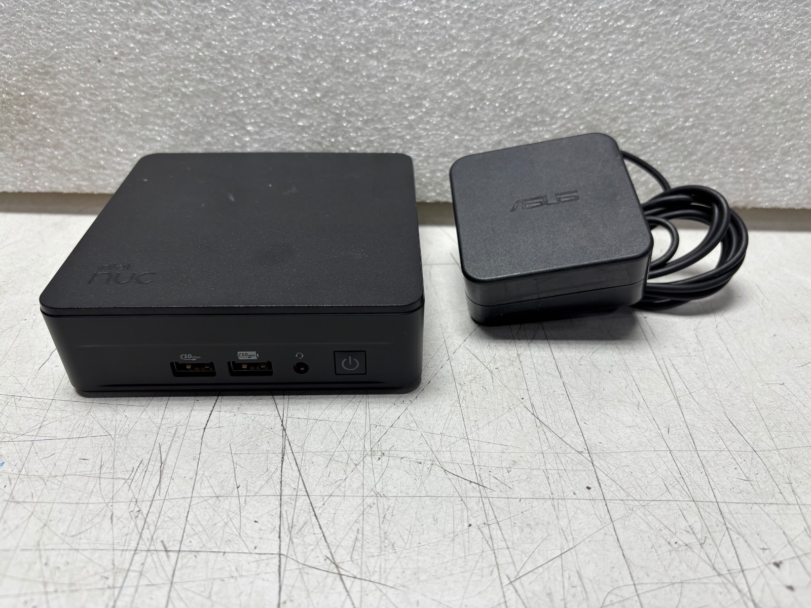 Intel NUC 13 Pro NUC13ANKi5 Intel 12-Core i5-1340P 1.90GHz 32GB 512GB NVMe Win11