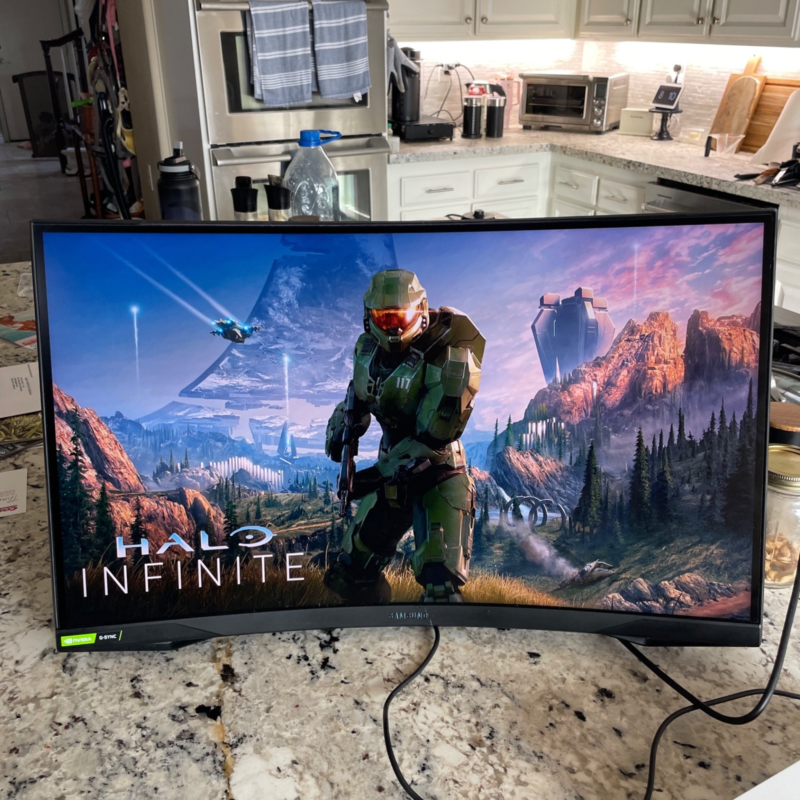 Samsung Odyssey G7 27″ 1440p 240Hz HDR Curved Gaming Monitor – Black