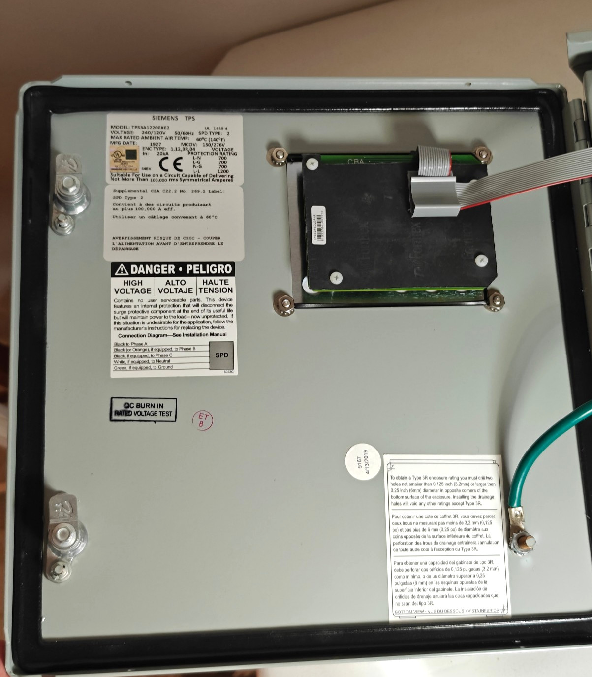 Siemens TPS3A12200X02 Type 2 Surge Protective Device 200 kA 120/240V