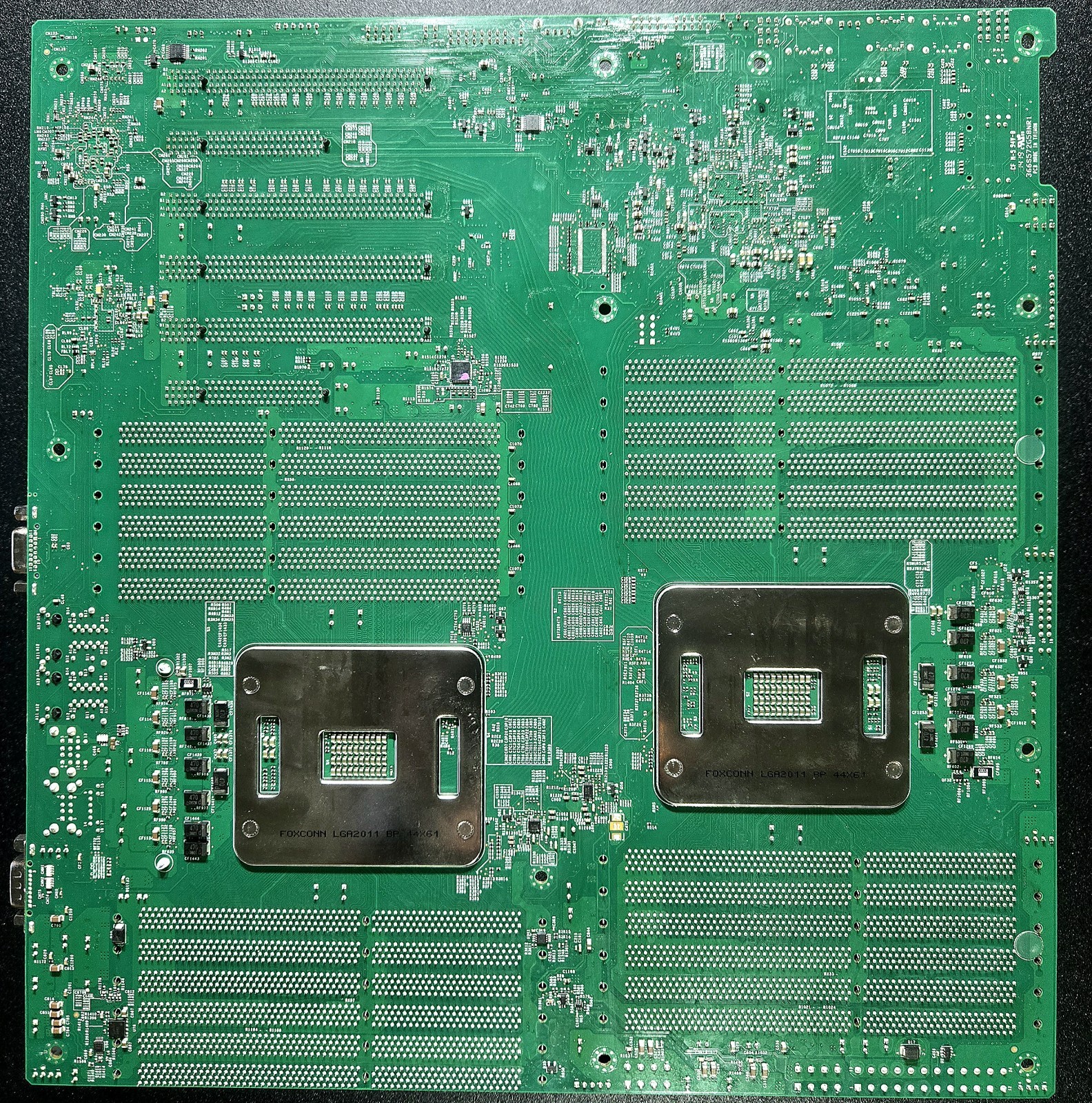 Supermicro X9DRi-LN4F+ Dual Xeon E5-2670 128GB RAM Server Motherboard Combo IPMI