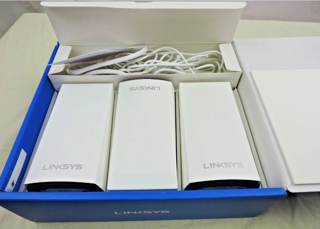 Linksys Velop Mesh WiFi System Whole Home Router Refurbished Tri-Band AC3900 3pk