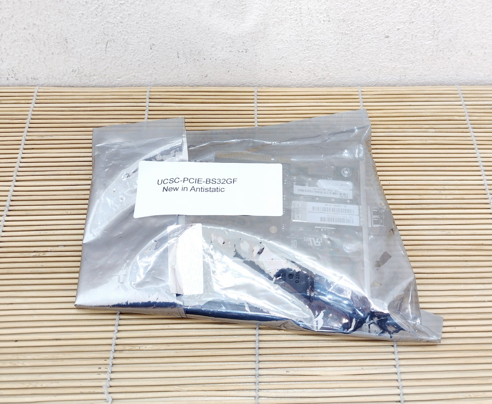 New Cisco UCSC-PCIE-BS32GF Emulex LPe32000-M2 32G Fibre Channel HBA New Other