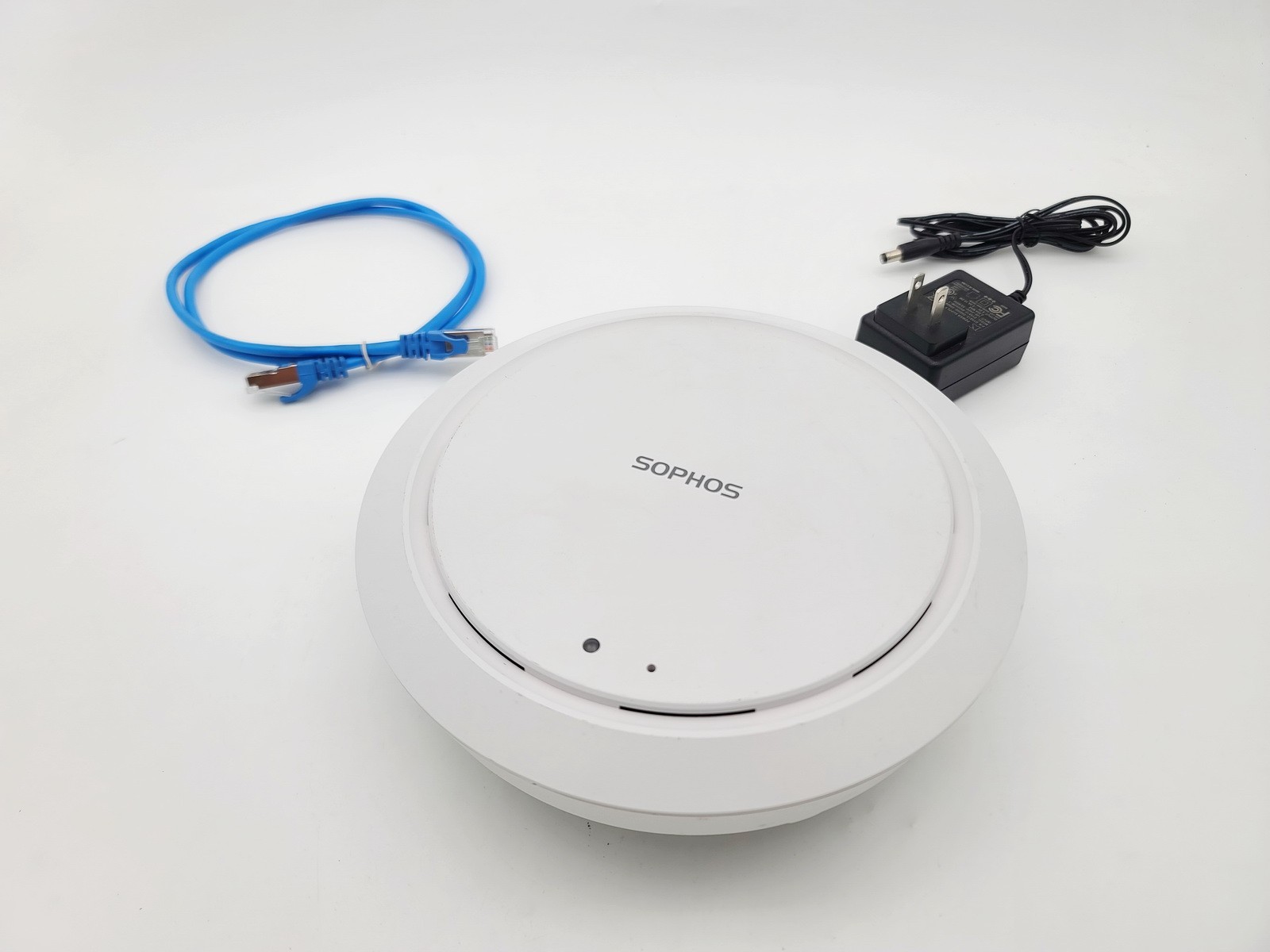 SOPHOS AP55C DUAL-BAND 802.11AC PoE INDOOR WIFI WIRELESS ACCESS POINT W CABLE