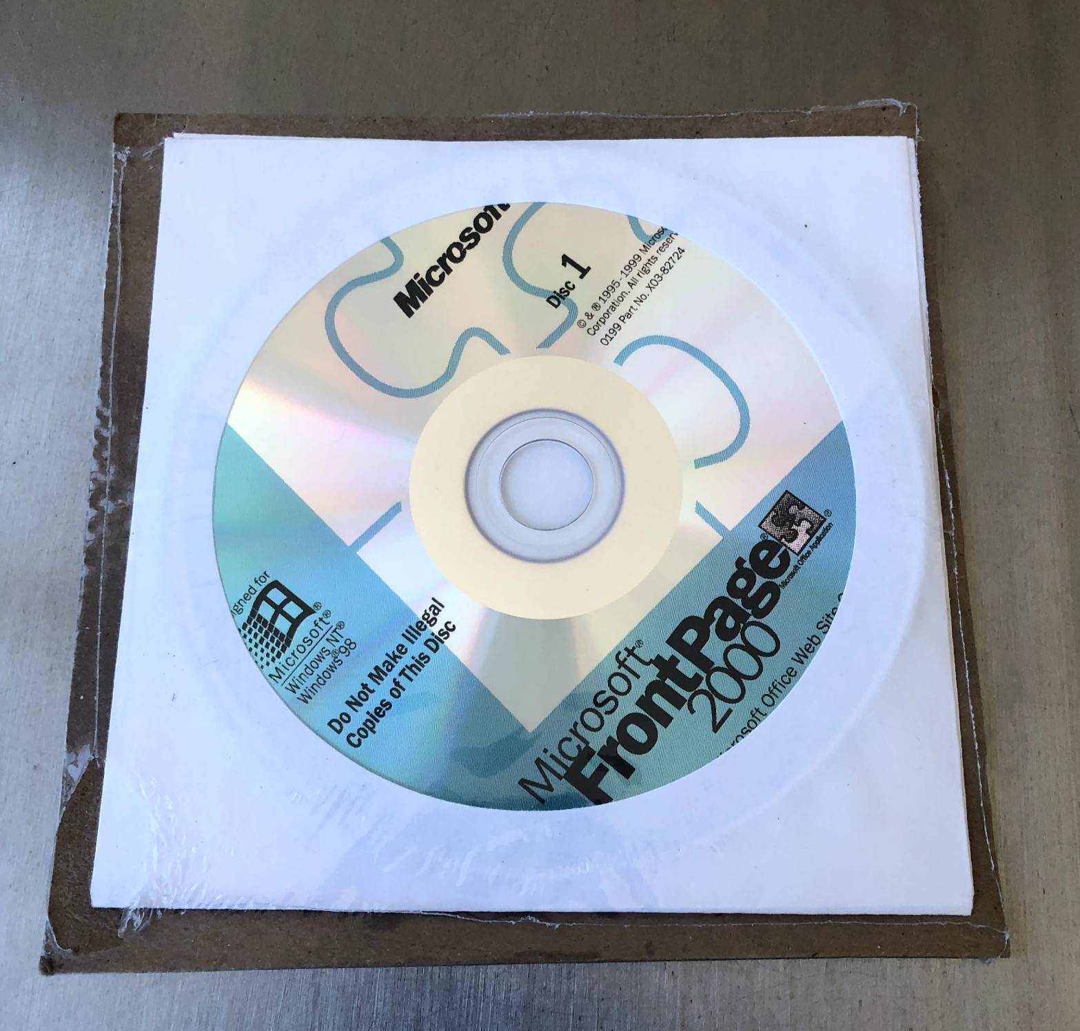 Microsoft FrontPage 2000 2 Discs, for Windows NT / 98