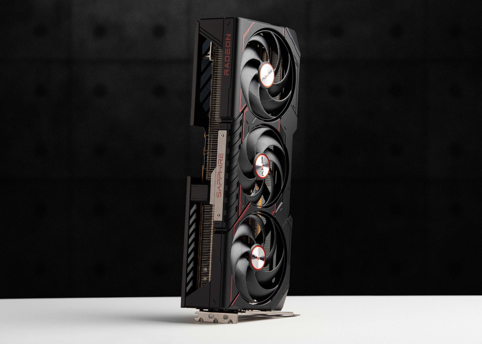 NEW – SAPPHIRE PULSE AMD RADEON RX 9070 XT 16GB GDDR6 GPU (11348-03)
