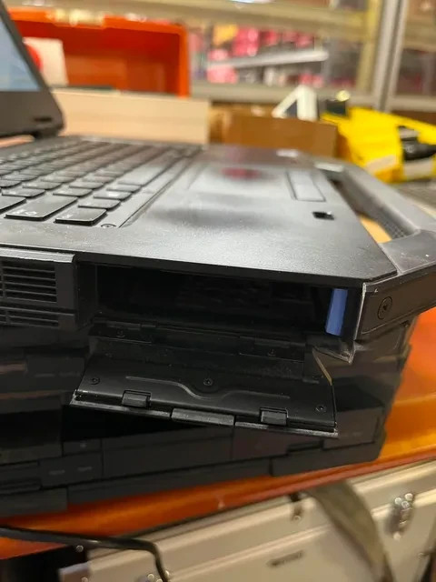 Dell Latitude 14 Rugged 5414 14″ Intel Core i5 6th Gen 8GB RAM No HDD Battery
