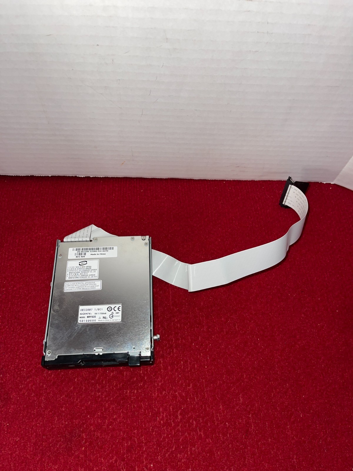 SONY MPF820 1.44MB 3.5″ IDE Floppy Drive – Internal Slim Line Form Factor